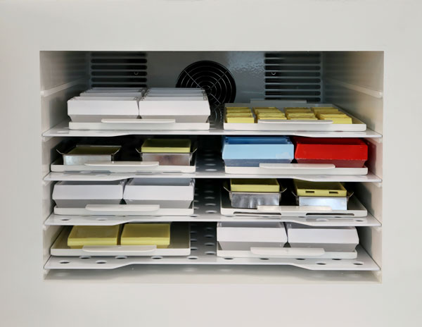 PELCO Embedding Studio Dispenser