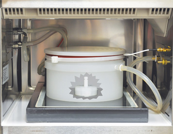 electron microscopy specimen preparation in the biowave pro processor using a vacuum chamber on the pelco coldspot