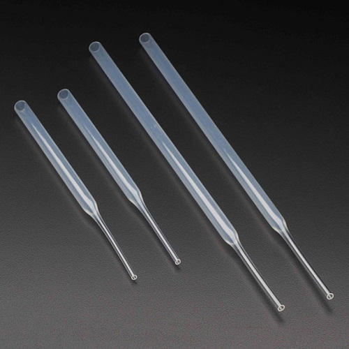 plasteur plastic pipette